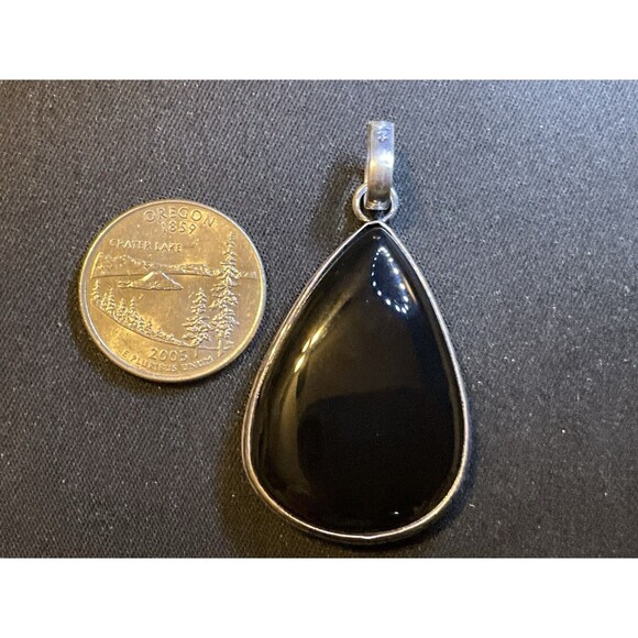 Vintage 925 Sterling Silver Pendant With Pear Shaped Onyx Stone - Picture 3 of 5